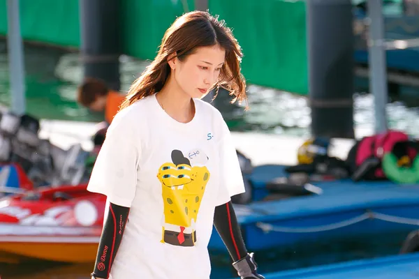 実力派な美人ボートレーサー・内山七海