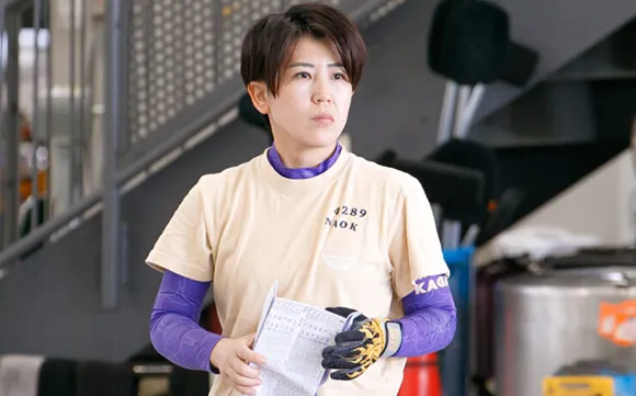 気合の入った表情の落合直子選手