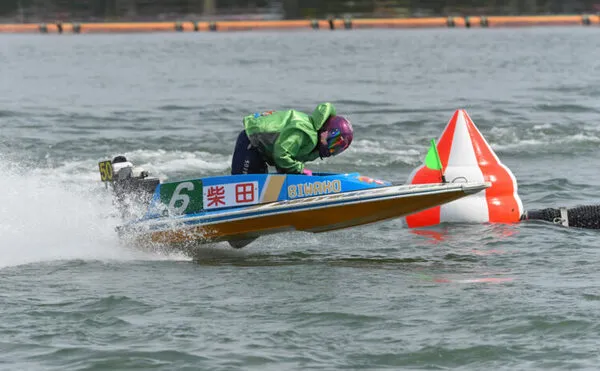 17歳でボートレーサーデビュー