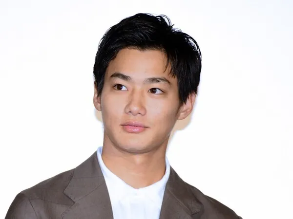 奥村選手の好きなタイプは俳優の野村周平さん
