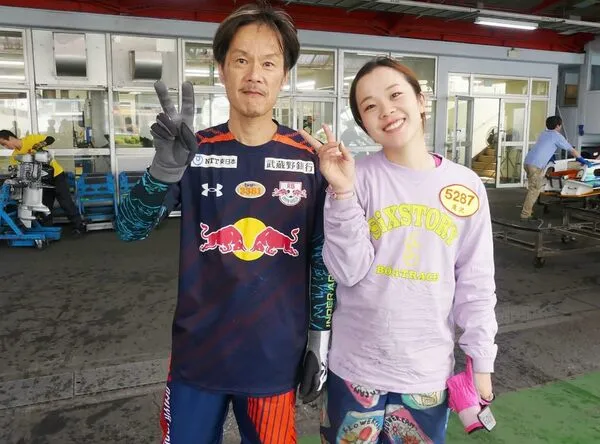 実父であり師匠の滝沢芳行選手とのツーショット